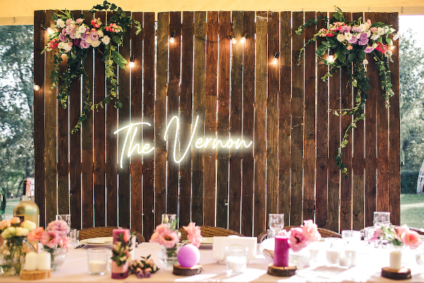 Personalised Wedding / Surname Neon Sign - Neon Daddy