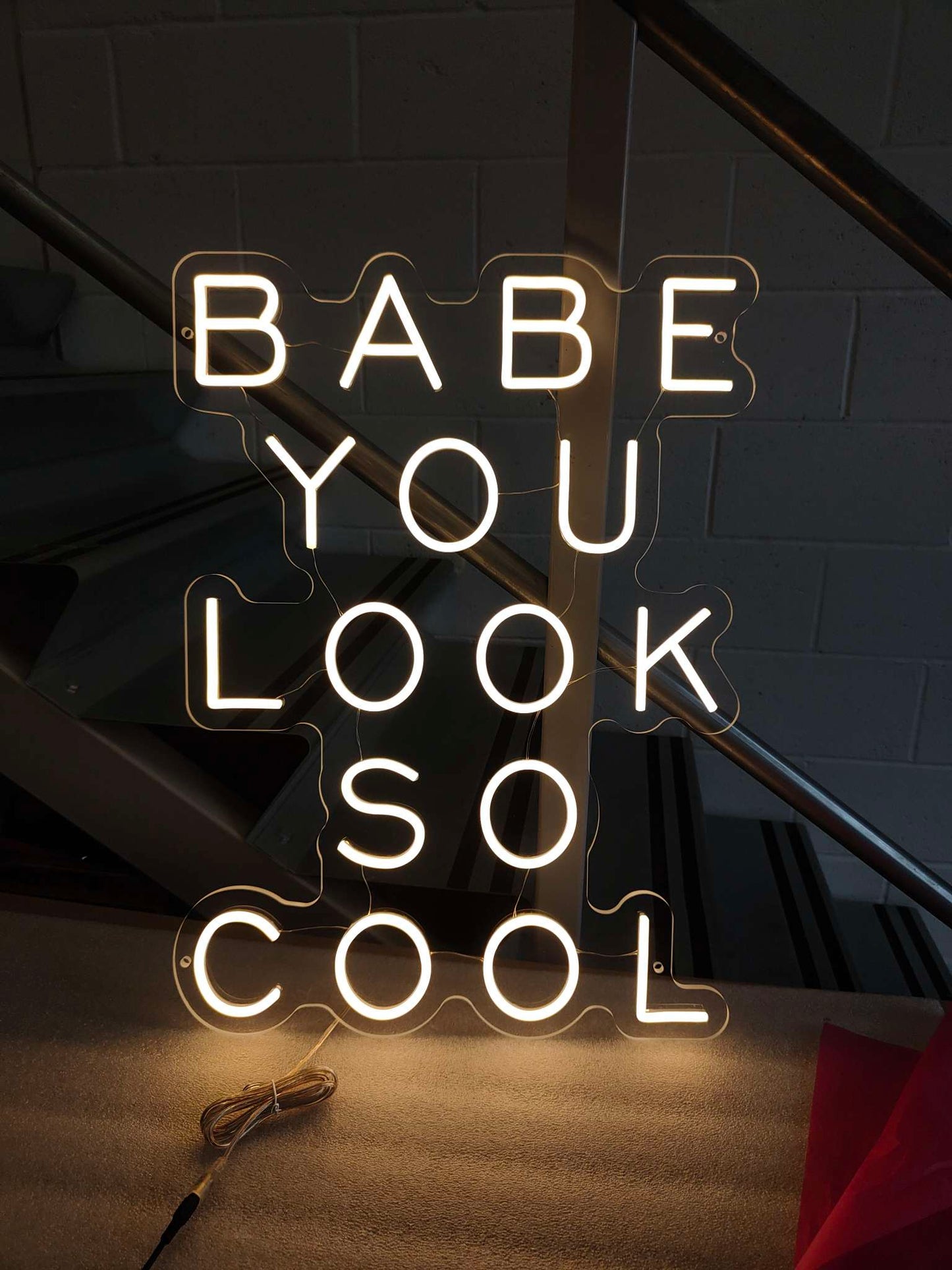 Babe You Look so Cool - Neon Daddy